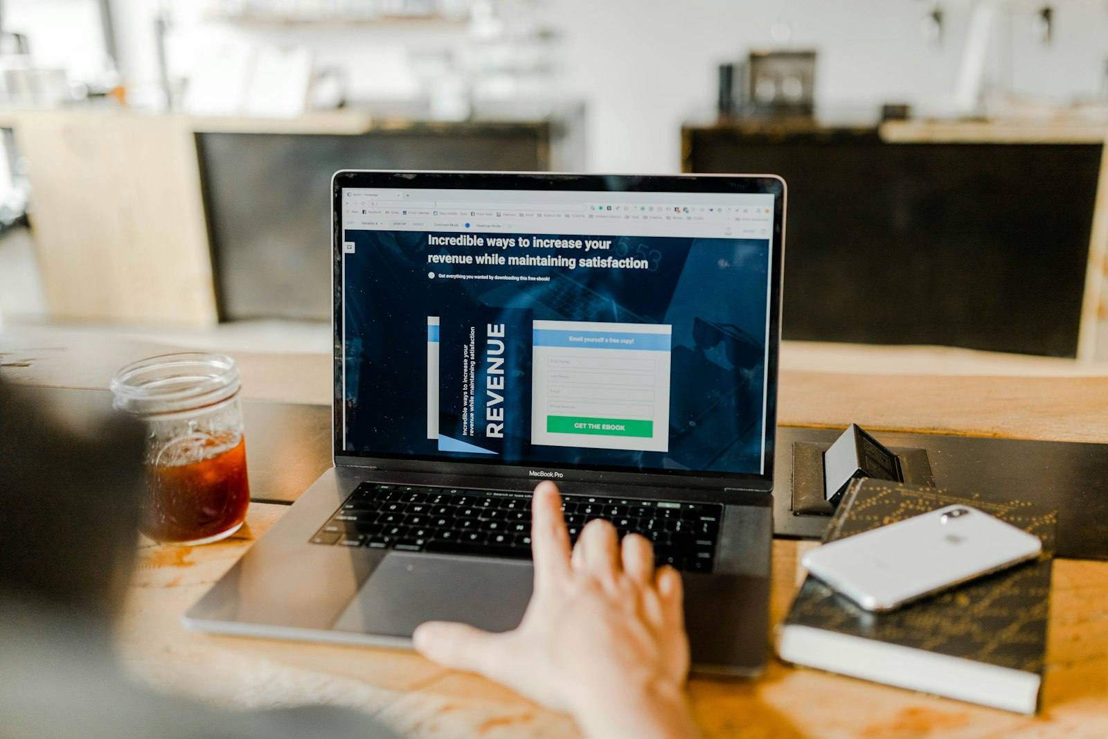 10 Website Elements That Boost Conversion